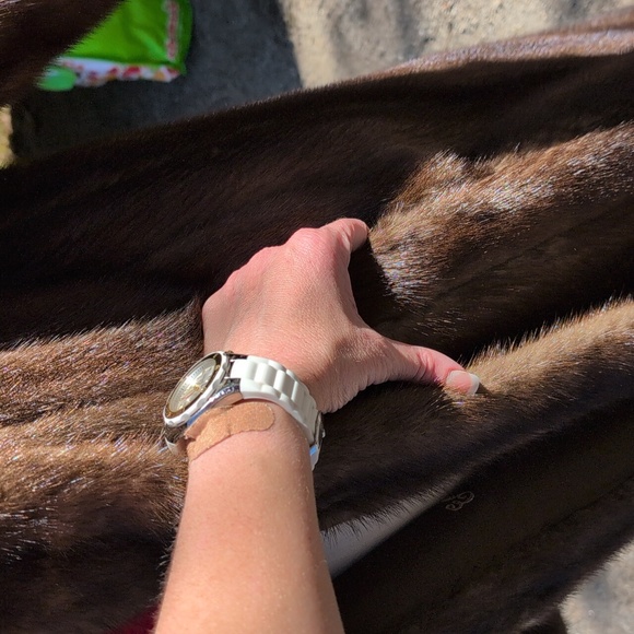 Real Mink Medium Women's Coat - Picture 6 of 6